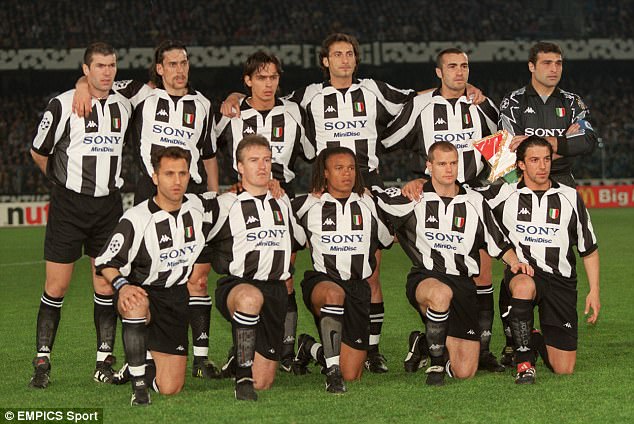 juventus 97 98 kit